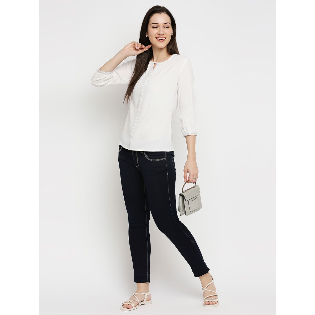 Mantra white solid key hole top